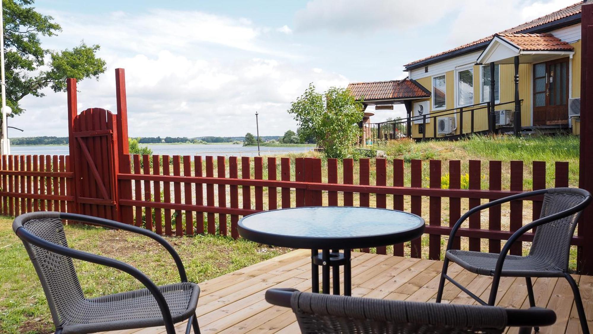 Komplett Laegenhet Med Sjoeutsikt Malmon Exterior foto